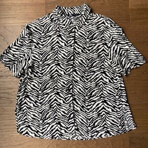 Zara Black & White Zebra Print Short Sleeve Button-Down Shirt-Size Small